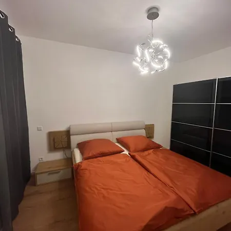 Right D Homberg Apartment