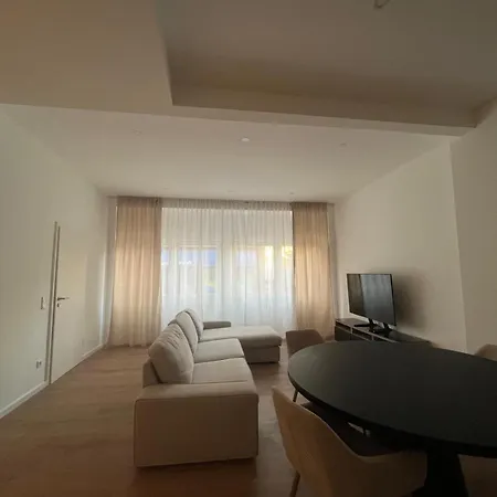 Right D Homberg * Duisburg